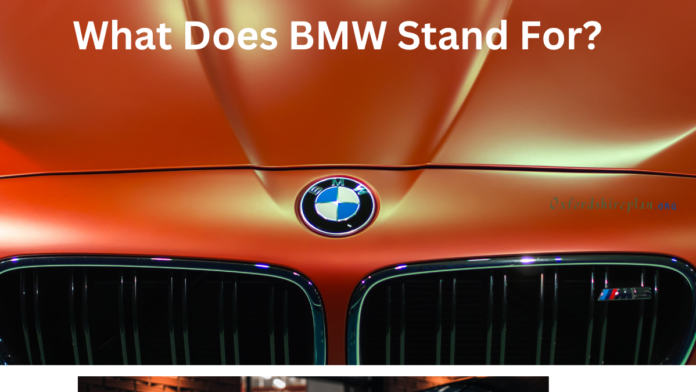 a picture of BMW car bonnet